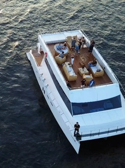 catamarã 7